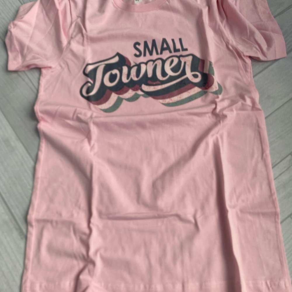 Graphic tee